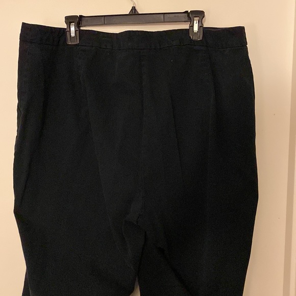 24w black jeans - Picture 4 of 4